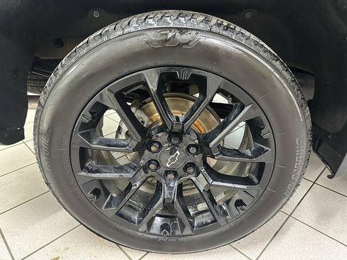 Certified 2023 Chevrolet Silverado 1500 LTZ w/ Technology Package image 18