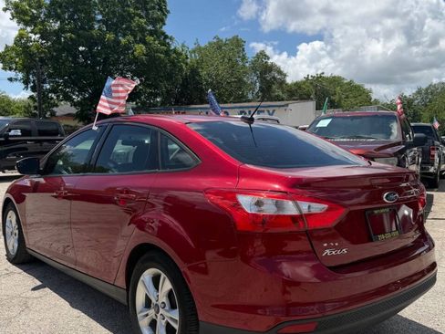 Used 2014 Ford Focus SE FWD image 5