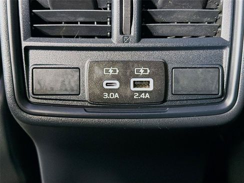 Used 2026 Subaru Outback Premium AWD/4WD image 28