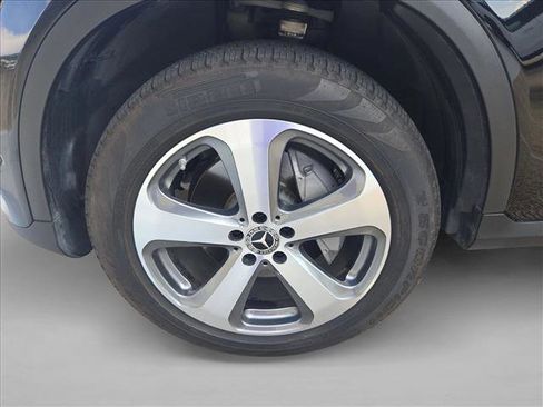 Certified 2022 Mercedes-Benz GLC 300 4MATIC image 22