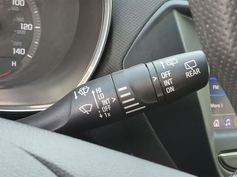 Used 2021 Chevrolet TrailBlazer LT w/ Driver Confidence Package image 32