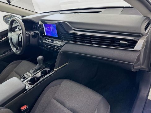 Certified 2025 Toyota Camry LE image 29