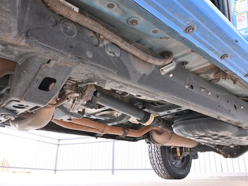 Used 2020 Toyota Tacoma TRD Off-Road AWD/4WD image 37