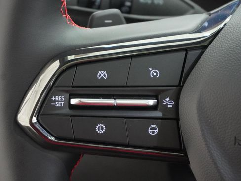 New 2026 Chevrolet Traverse RS w/ LPO, Floor Liner Package image 22