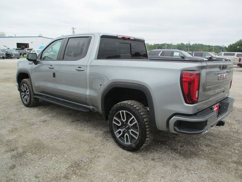 New 2026 GMC Sierra 1500 AT4 w/ AT4 Premium Package AWD/4WD image 10