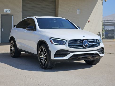 Used 2022 Mercedes-Benz GLC 300 4MATIC Coupe image 3