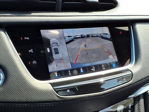 New 2026 Cadillac XT5 Premium Luxury w/ Driver Assist Package FWD image 10