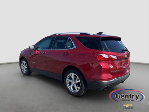Used 2018 Chevrolet Equinox LT FWD image 4