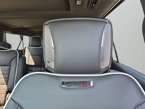 New 2026 GMC Yukon XL AT4 Ultimate image 33