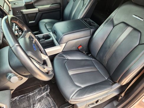 Used 2022 Ford F350 Platinum AWD/4WD image 13