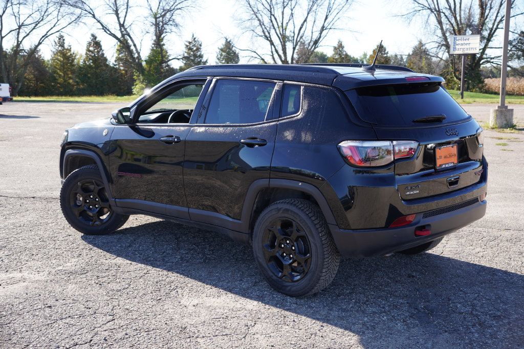 Certified 2023 Jeep Compass Trailhawk w/ Sun and Sound Group AWD/4WD image 7