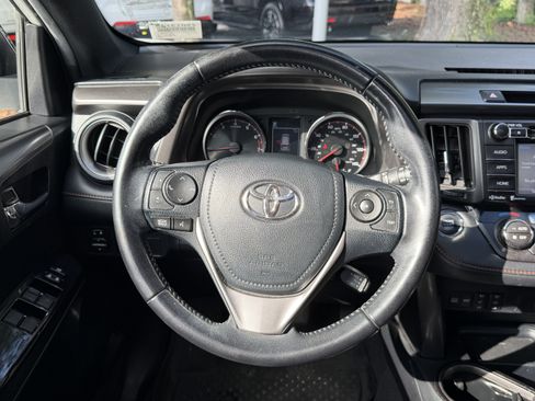 Used 2016 Toyota RAV4 SE AWD/4WD image 33