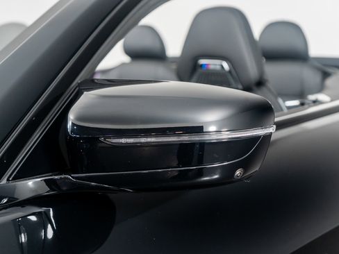 Used 2025 BMW M8 Competition image 30