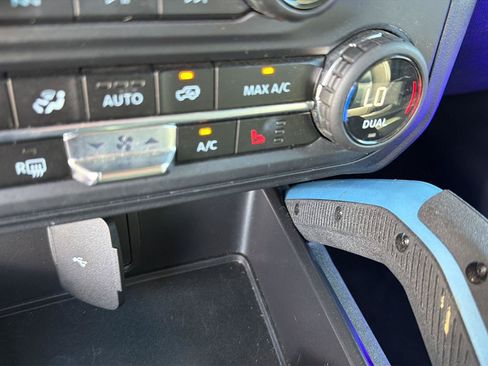 Used 2024 Ford Bronco Wildtrak AWD/4WD image 27