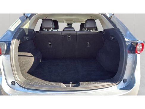 Used 2019 MAZDA CX-5 Touring image 18