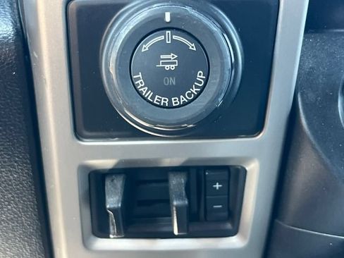Used 2020 Ford F150 Lariat w/ Trailer Tow Package AWD/4WD image 28