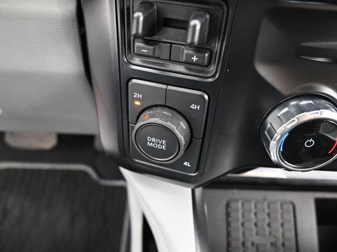 Used 2023 Ford F250 Limited AWD/4WD image 20