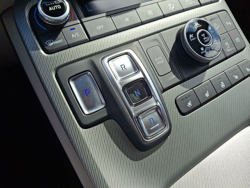 Used 2023 Hyundai Palisade SEL image 18