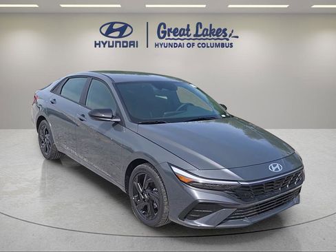 New 2026 Hyundai Elantra Sport FWD image 7