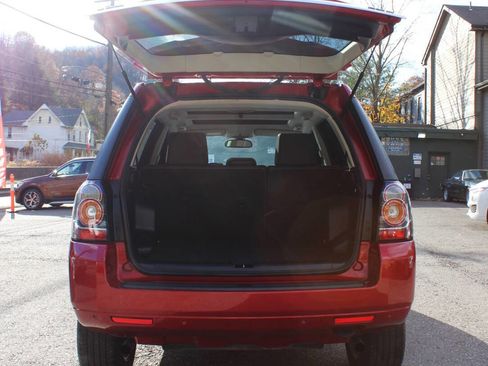 Used 2014 Land Rover LR2 HSE image 36