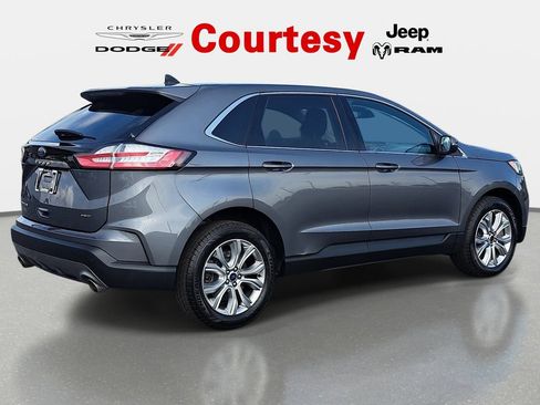 Used 2023 Ford Edge Titanium w/ Cargo Accessory Package AWD/4WD image 4