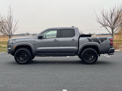 Used 2023 Nissan Frontier SV w/ SV Convenience Package image 5