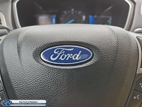 Used 2019 Ford Fusion SE FWD image 29