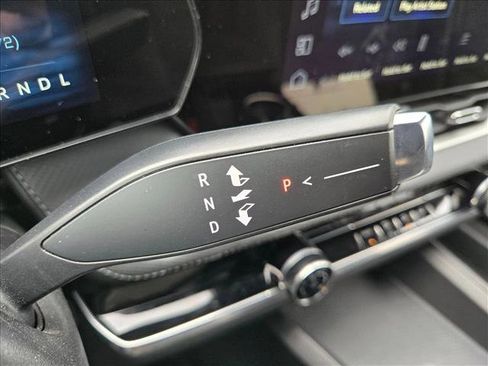 Used 2025 Chevrolet Equinox LT FWD image 15