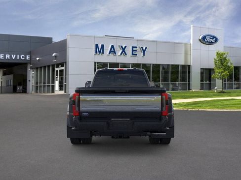 New 2026 Ford F450 Platinum w/ Platinum Plus Package image 5