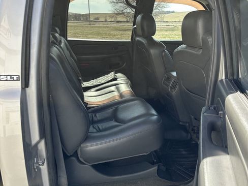 Used 2007 GMC Sierra 2500 SLT w/ Heavy-Duty Power Package image 18