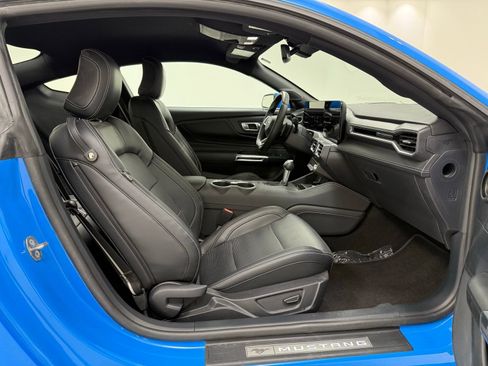 Used 2024 Ford Mustang GT Premium RWD image 23