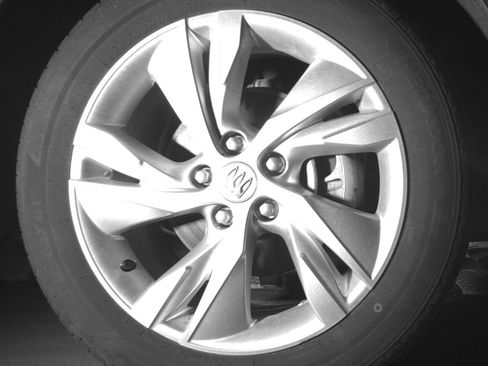 Used 2025 Buick Encore GX Preferred image 13