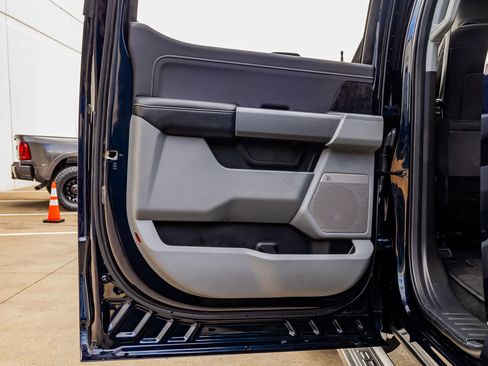 Used 2025 Ford F350 XLT w/ Black Appearance Package image 39