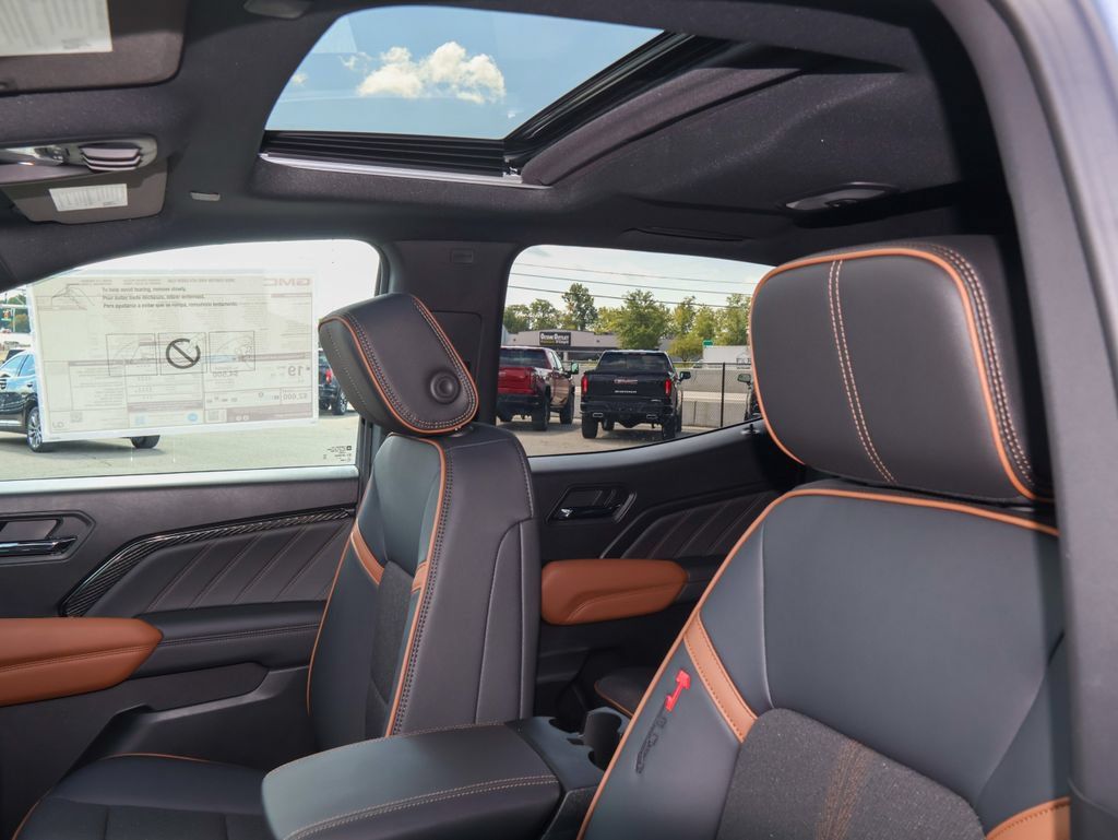 New 2026 GMC Canyon AT4 w/ Technology Plus Package AWD/4WD image 10