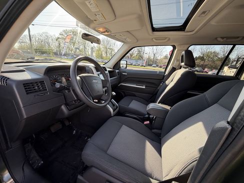 Used 2008 Jeep Patriot Sport AWD/4WD image 25