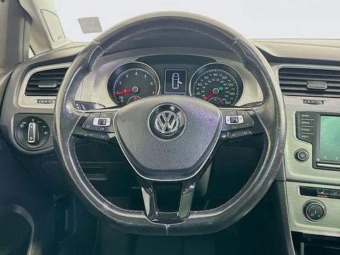 Used 2017 Volkswagen Golf SportWagen FWD image 14