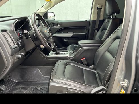 Used 2019 Chevrolet Colorado ZR2 w/ Colorado ZR2 Bison Edition AWD/4WD image 2