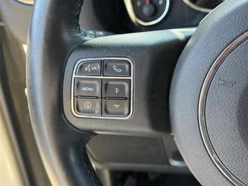 Used 2017 Jeep Wrangler Unlimited Sport w/ Connectivity Group AWD/4WD image 22