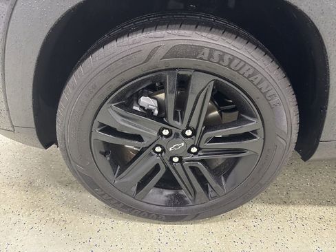 Used 2025 Chevrolet Trax ACTIV w/ Driver Confidence Package FWD image 11