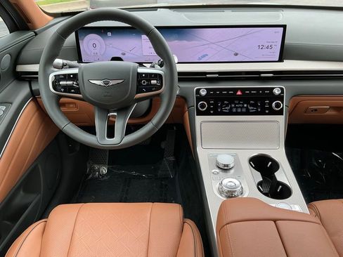 Used 2025 Genesis GV80 2.5T Prestige AWD/4WD image 12