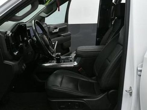 Used 2023 Chevrolet Silverado 1500 LTZ AWD/4WD image 9