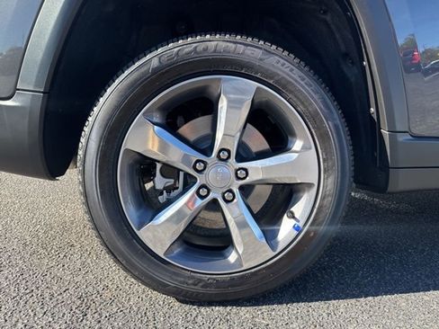 New 2025 Jeep Grand Cherokee L Limited w/ Luxury Tech Group II image 10