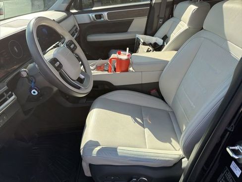 Used 2024 Hyundai Santa Fe Calligraphy image 8