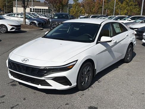 New 2026 Hyundai Elantra Blue image 3