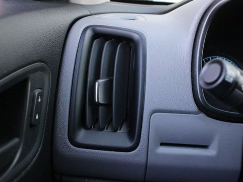 Used 2019 Chevrolet Colorado W/T w/ WT Convenience Package image 8