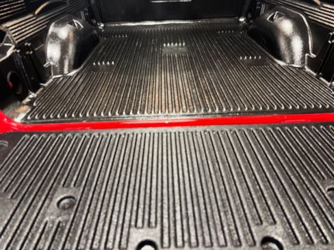 Used 2025 RAM 1500 Big Horn AWD/4WD image 27