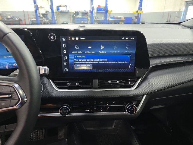 Used 2026 Chevrolet Equinox LT AWD/4WD image 21