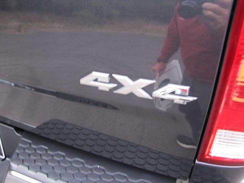 Used 2018 RAM 1500 Big Horn image 28