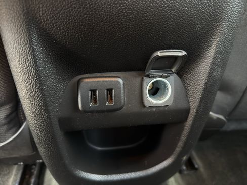 Used 2017 Chevrolet Colorado LT w/ LT Convenience Package RWD image 30