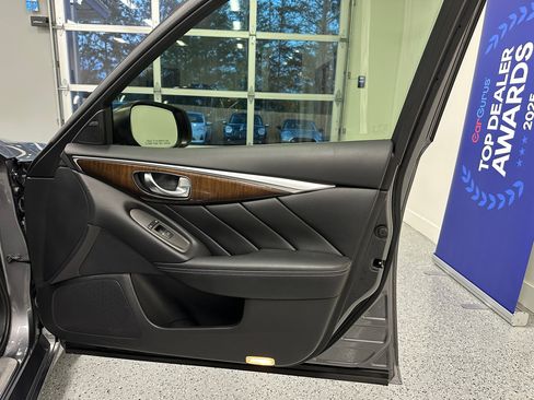 Used 2016 INFINITI Q50 Sport image 26